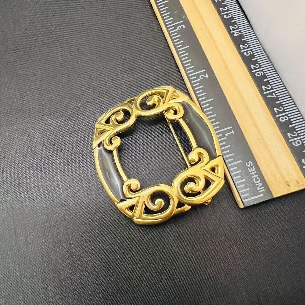 Vintage GINNIE JOHANSEN Gold Tone Black Enamel Brooch Open Work 4093